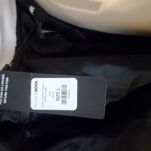 Cropped Varsity Jacket - Picture 3 of 3